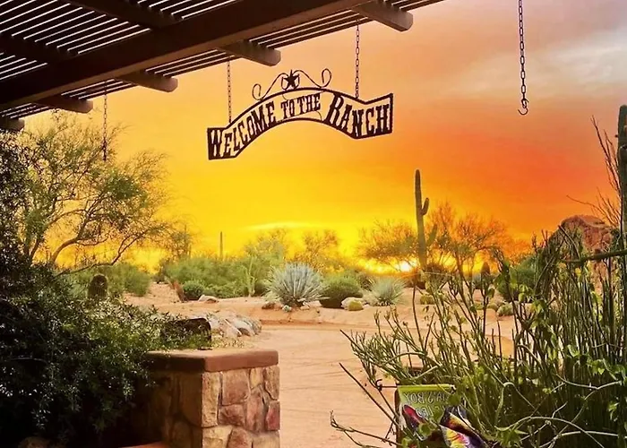 Western-style Bunkhouse With Scenic, Desert Trails Near Scottsdale, Arizona *
