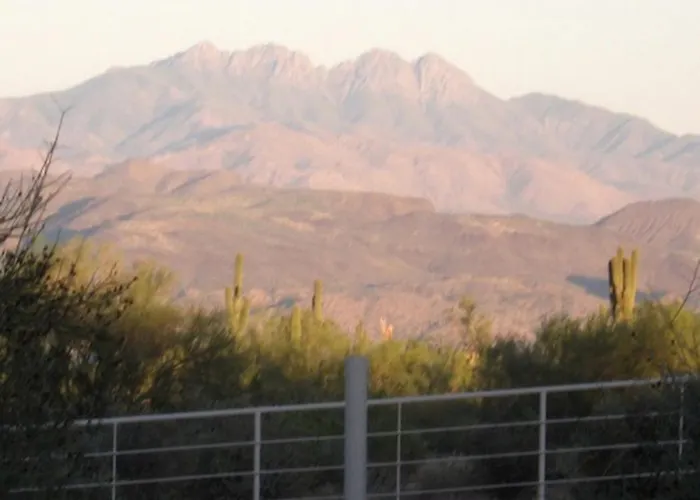 Western-style Bunkhouse With Scenic, Desert Trails Near Scottsdale, Arizona Holiday home Scottsdale